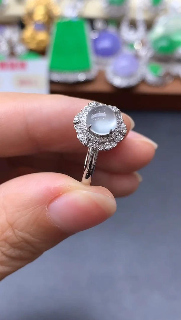 18K金镶嵌戒指翡翠531-中国好珍宝