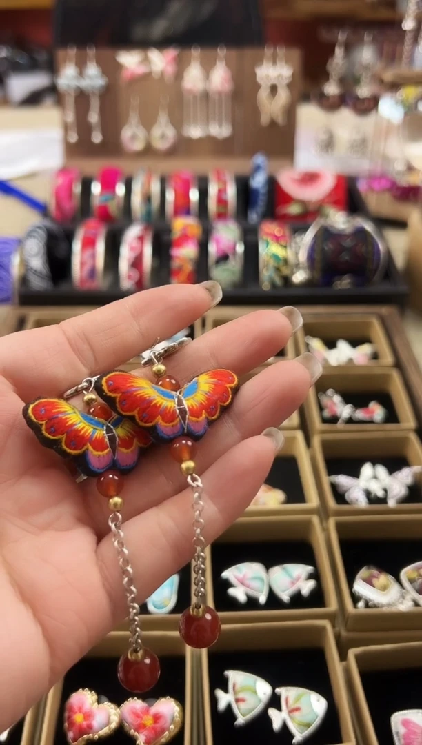 【闪购商品】织绣民族风老绣饰品121