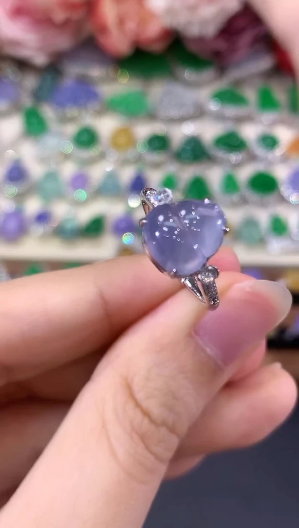 18K金镶嵌戒指翡翠C88 紫货有色差