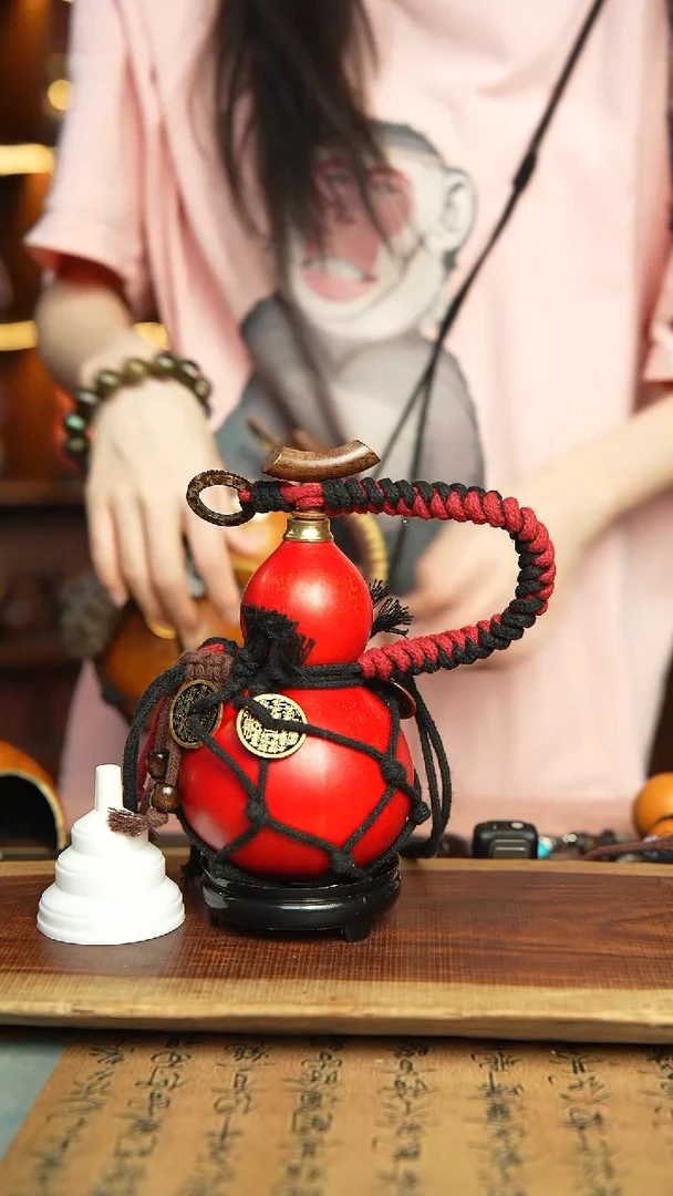 828号300ml左右非遗大漆酒葫芦