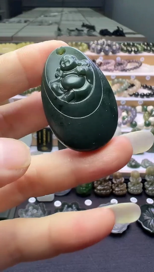 颈饰未镶嵌和田玉22号链接有包容