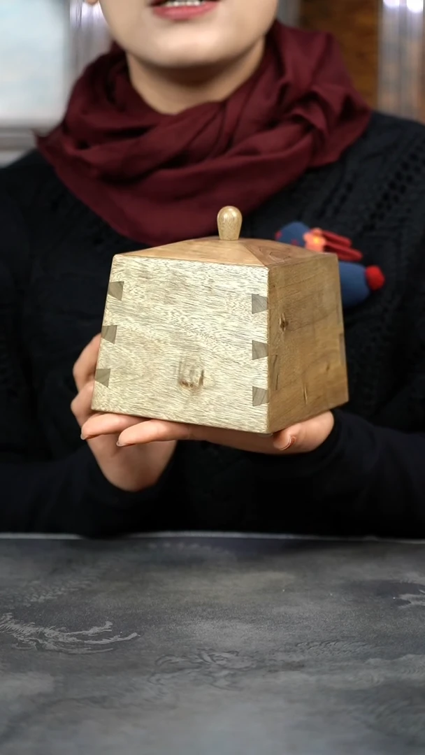 【闪购商品】金丝楠木艺精工拆房老料坚果盒804