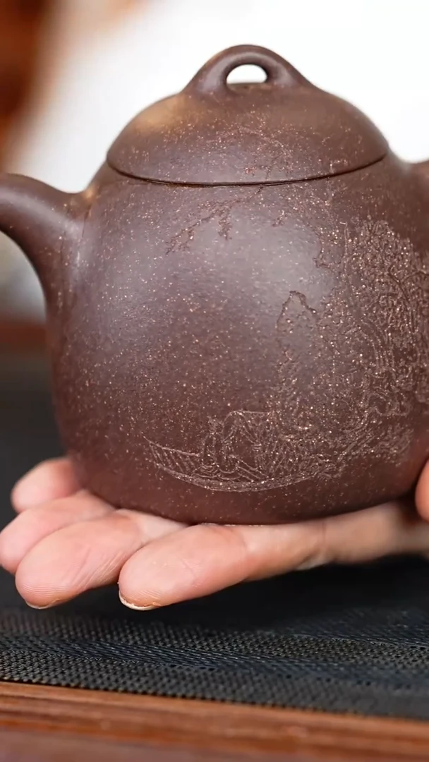 茶壶紫砂M***o天青梨皮共生矿刻绘秦权