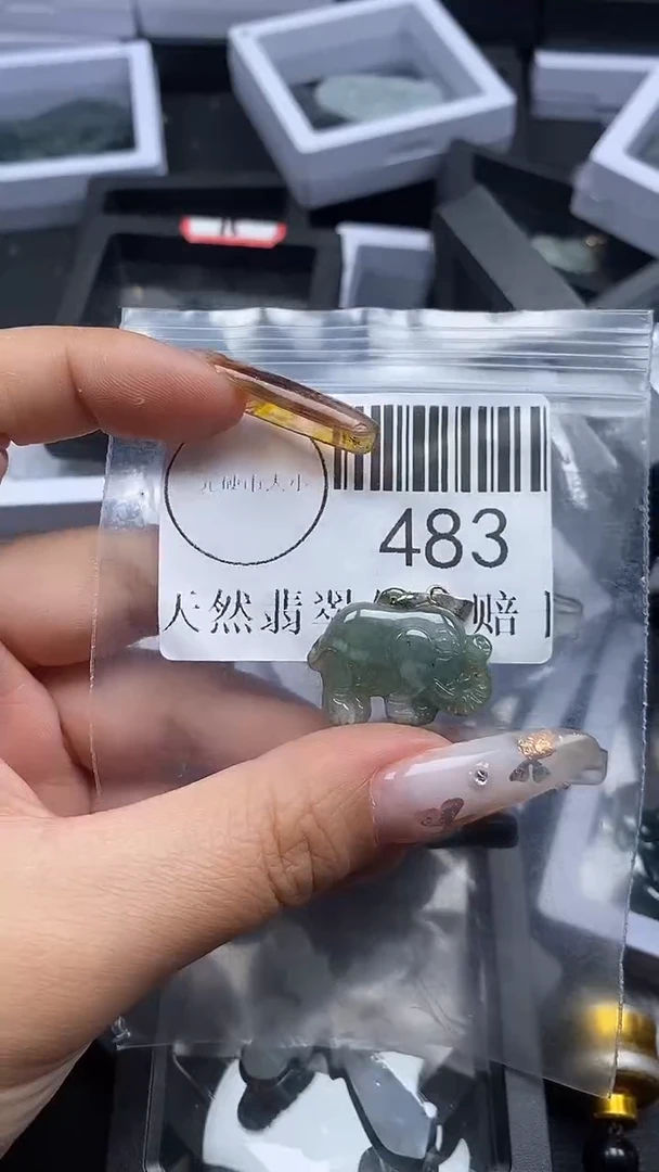吊坠(不含链)未镶嵌翡翠483