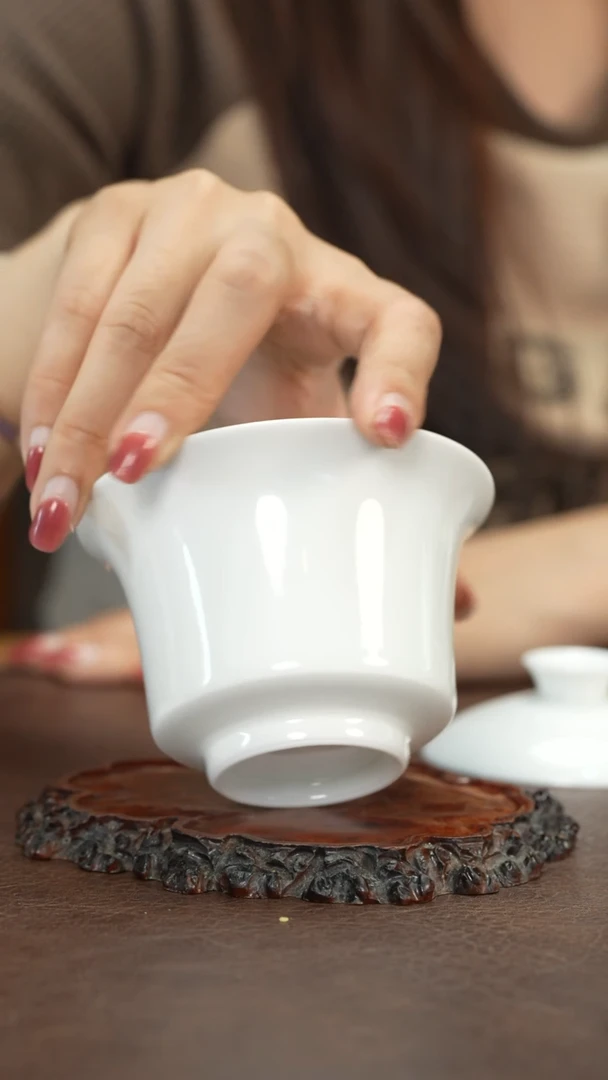 七七专属白胎马蹄盖碗