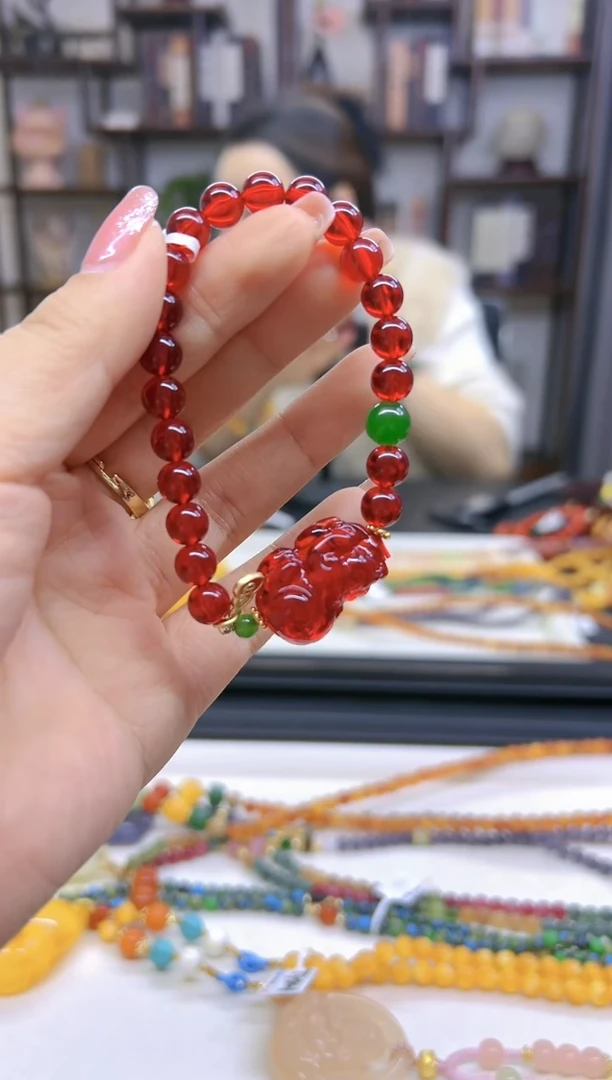 【闪购商品】血珀手链未镶嵌DIY款S553