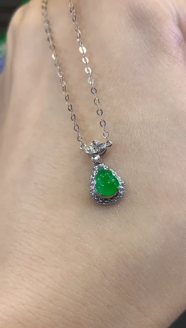 吊坠(不含链)18K金镶嵌翡翠B15 多样性一件发货