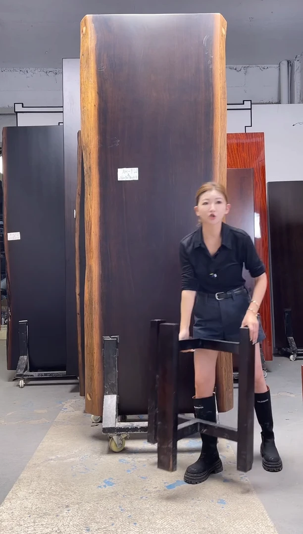 ＡＨ－９黑金木260*98*10.8加黑三角支架*2