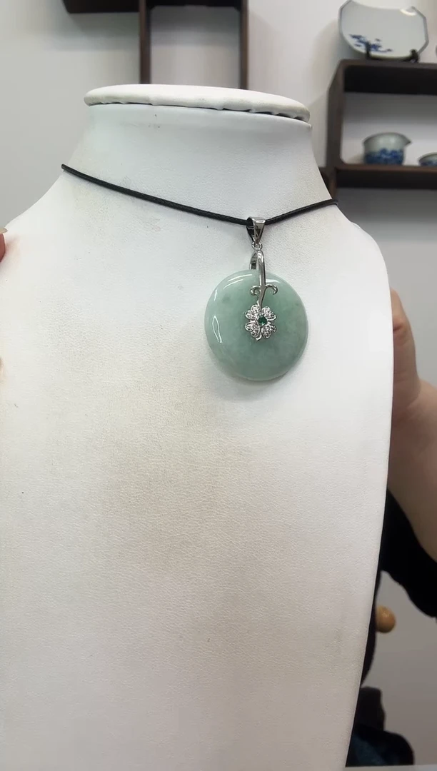 颈饰合金翡翠平安扣