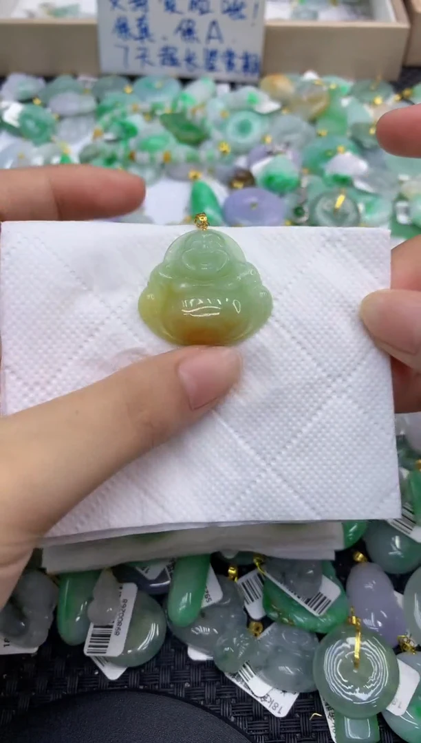 颈饰18K金镶嵌翡翠天然缅甸A货翡翠