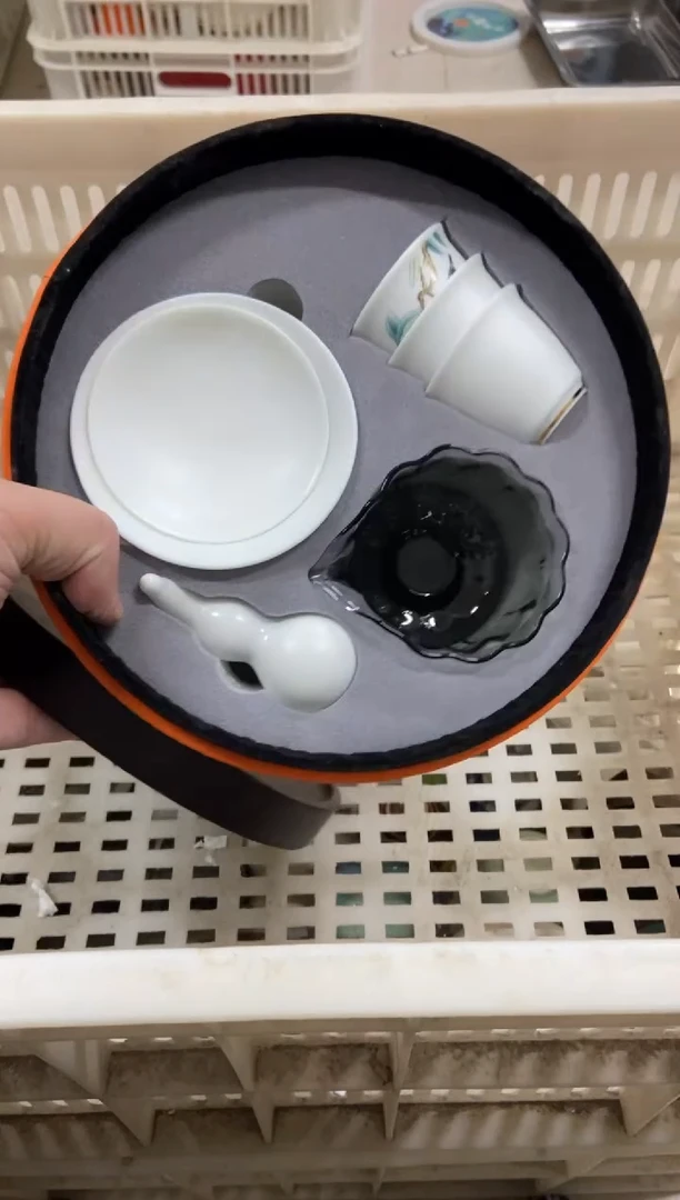 杯子瓷无运费险有瑕疵的摄影的产品有使用过的痕迹有点脏介意勿拍