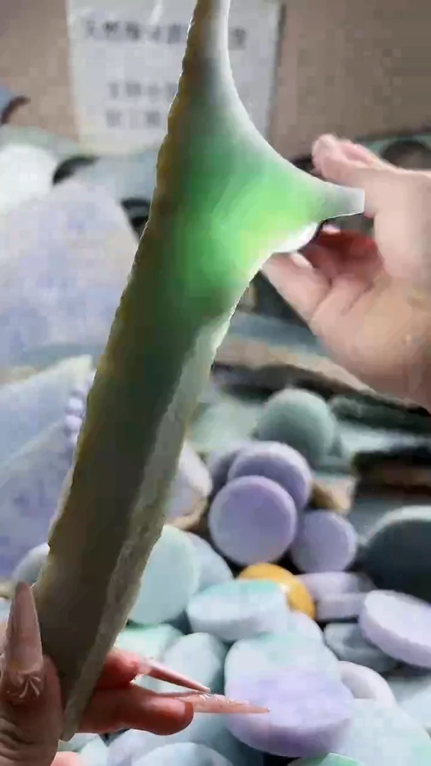 翡翠未镶嵌颈饰翡翠A货 江谭902