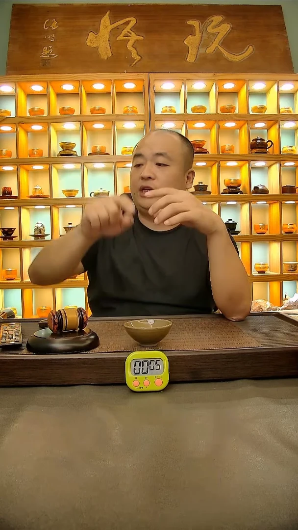 茶盏如**胖794.。。。