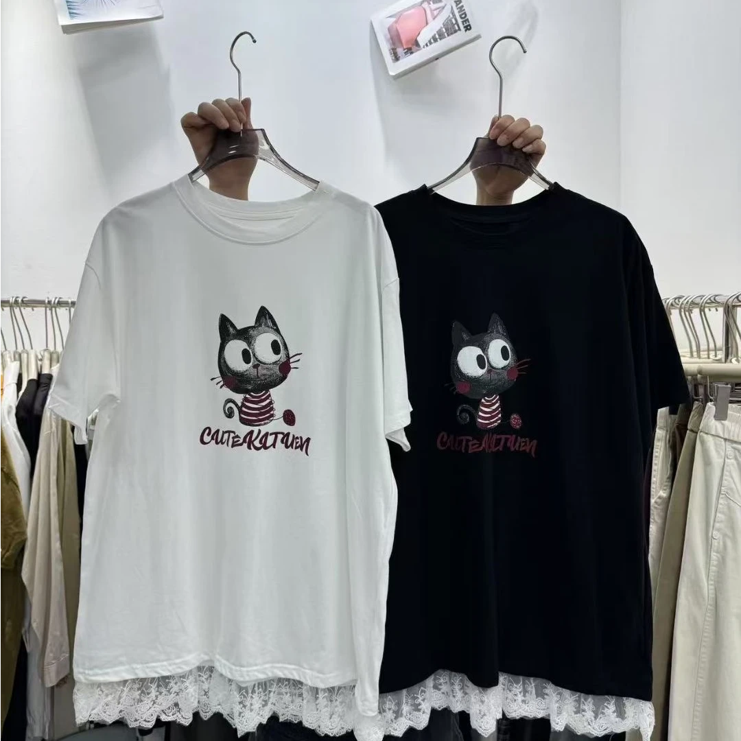 蕾丝拼接大版T时尚宽松