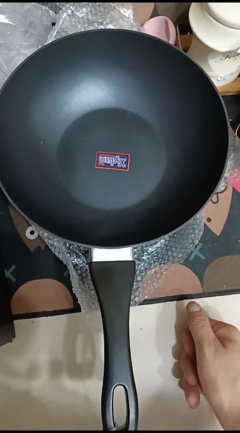 瓷060炒锅一个30厘米