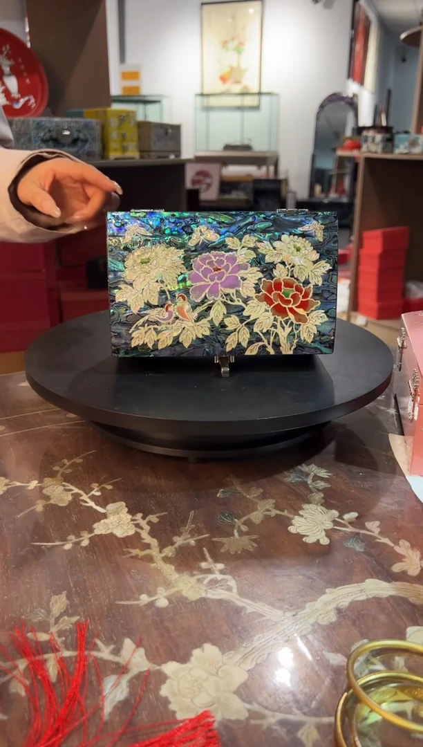 黑金鲍全满螺·弘贝雅螺钿漆器文化馆