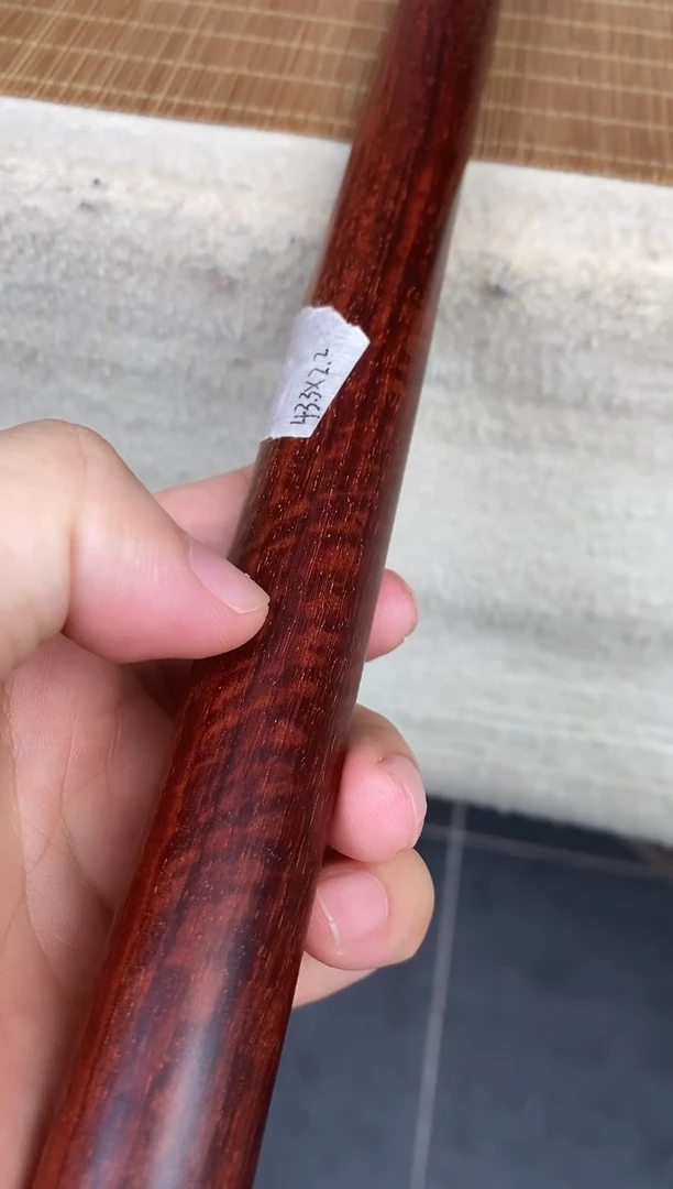紫檀木类端景台水波把玩棍
