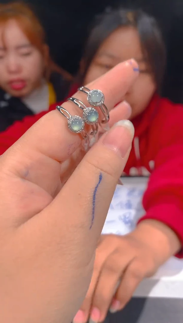 【闪购商品】定制翡翠未镶嵌1多样性发货（发其一）