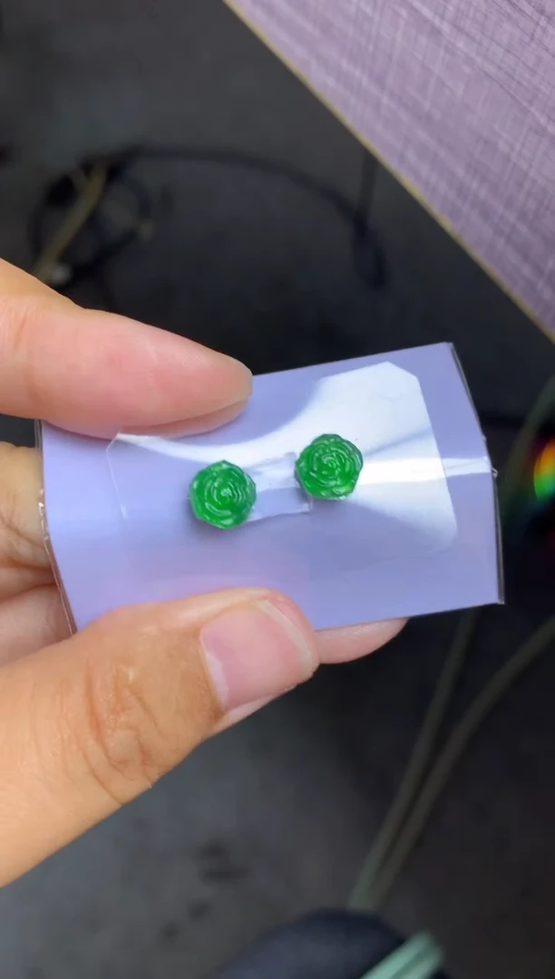 未镶嵌定制翡翠毛货