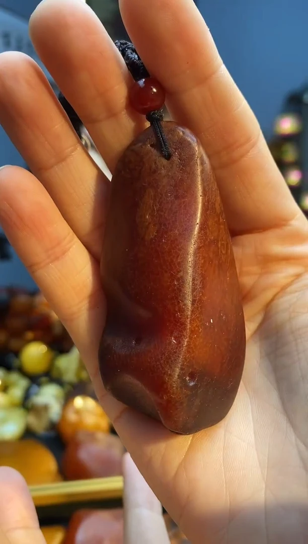 琥珀颈饰未镶嵌挂件