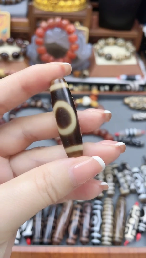 未镶嵌珠珠玛瑙/玉髓sk牙黄桶珠天地