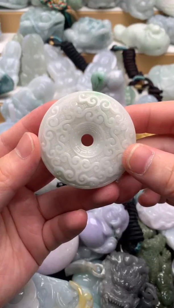 吊坠(不含链)未镶嵌翡翠1