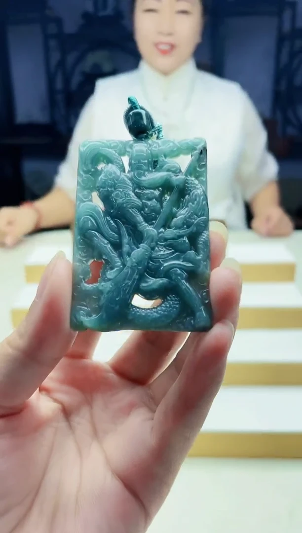 翡翠未镶嵌颈饰08140144