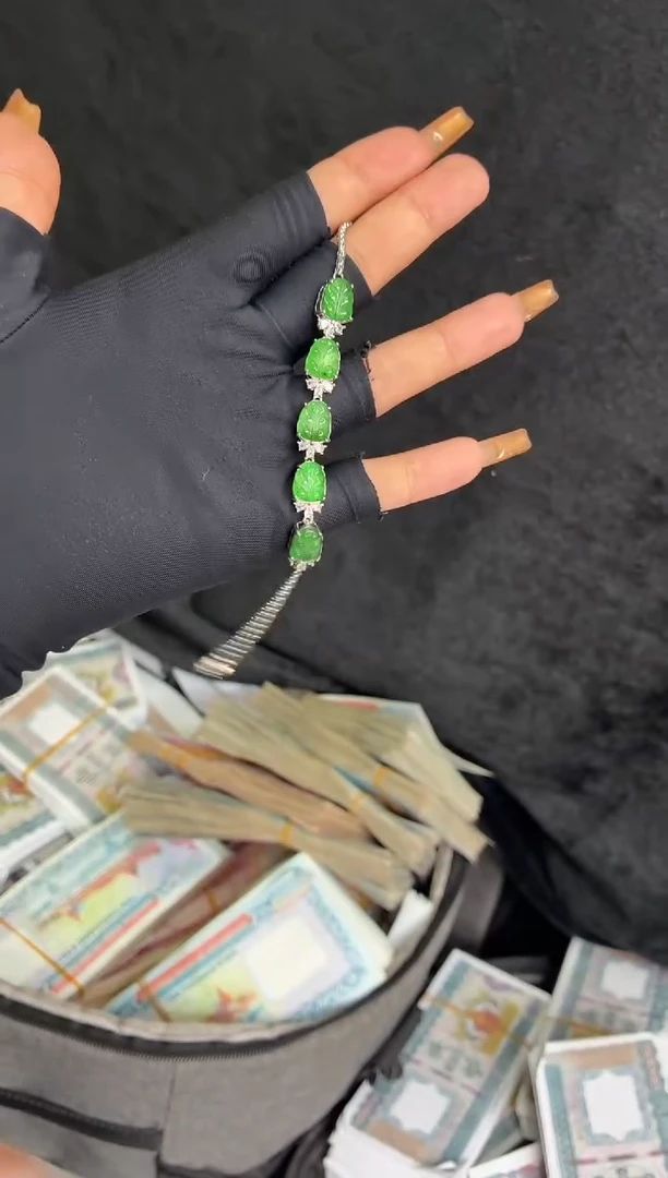 定制翡翠未镶嵌28定制翡翠-多样性发货（发其一）
