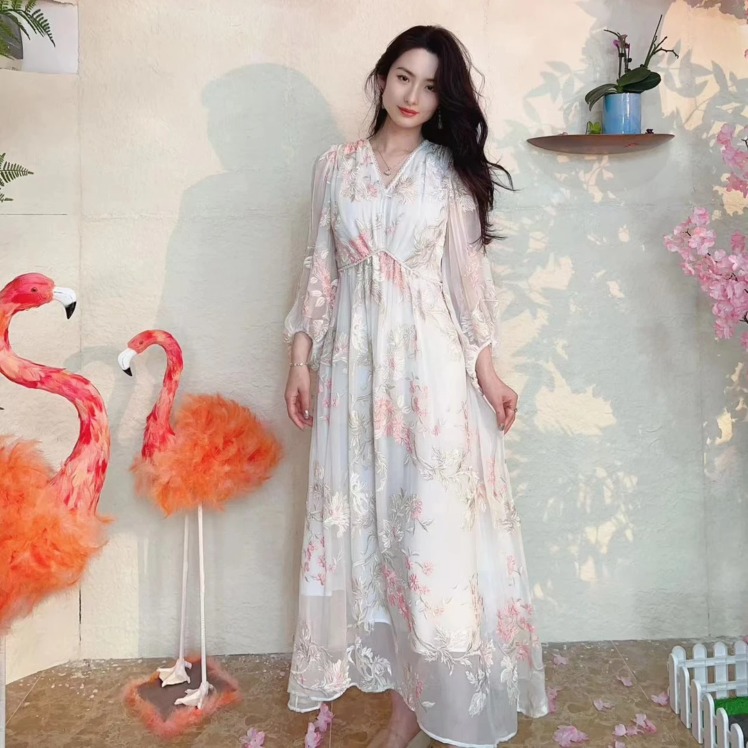 1【飞哥女装】“彼岸花开”重工彩色绣桑蚕丝新中式连衣裙208051-3