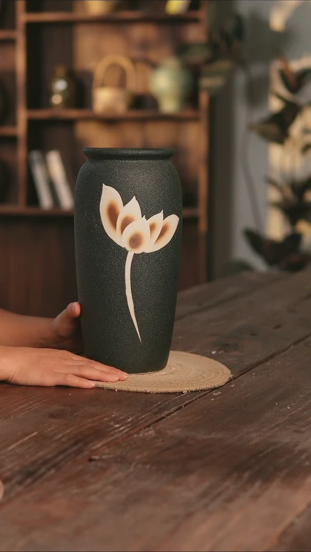 摆件9-9高30口12误差2无孔