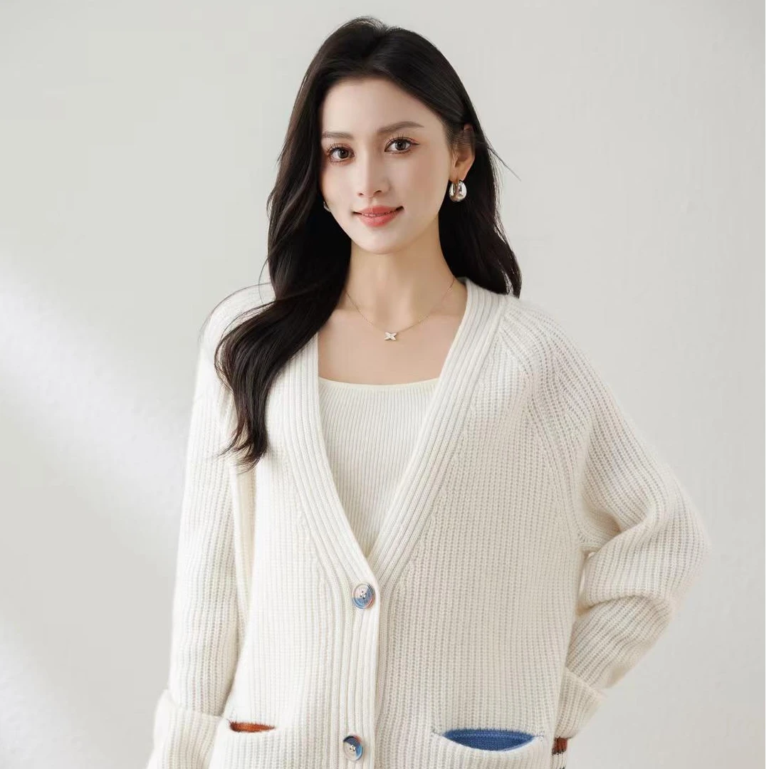 【100% 山羊绒】秋冬 V 领撞色口袋针织开衫女羊绒外套 CKM0021