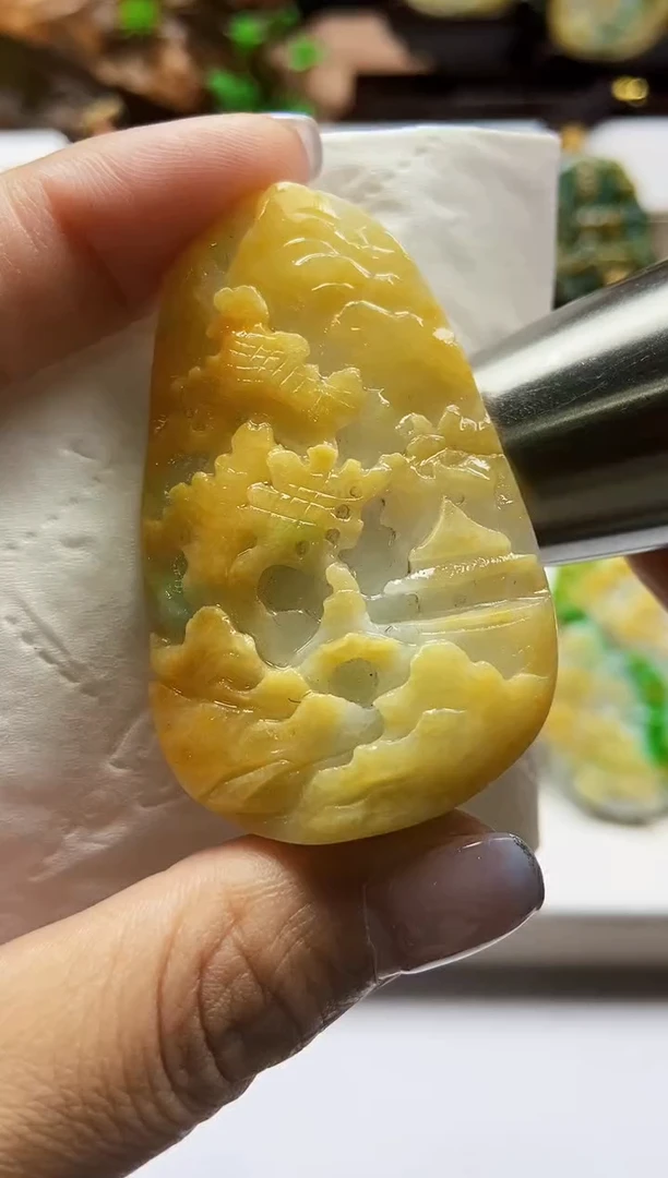 颈饰未镶嵌翡翠翡翠A货