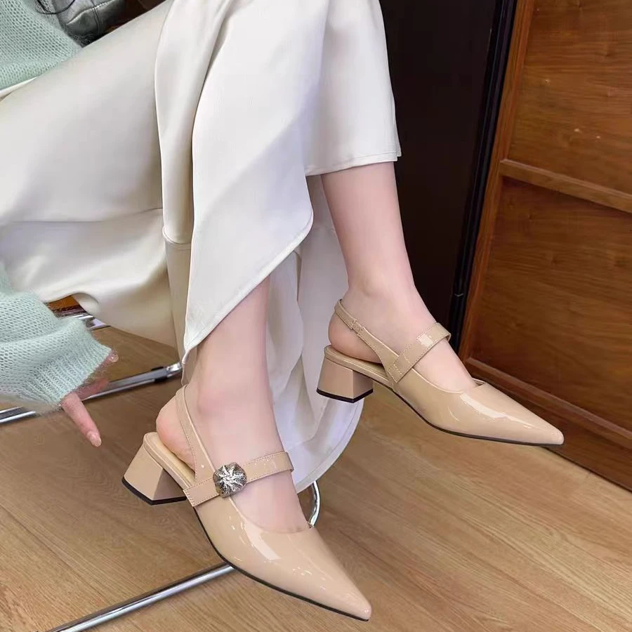 77-191 新款法式时尚气质粗跟尖头半包凉鞋