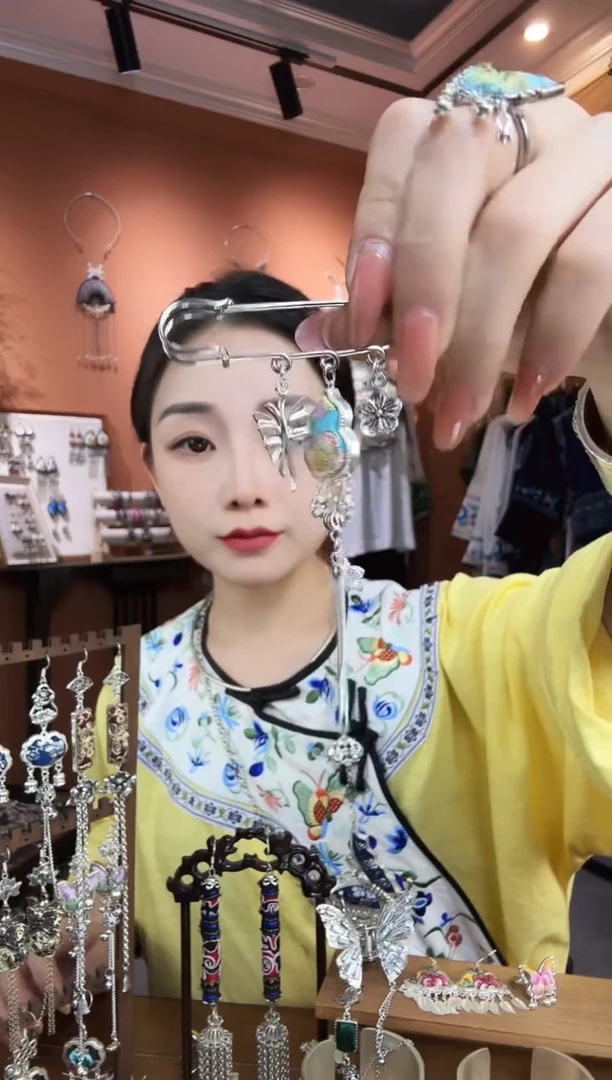 刺绣纯手工民族风胸针