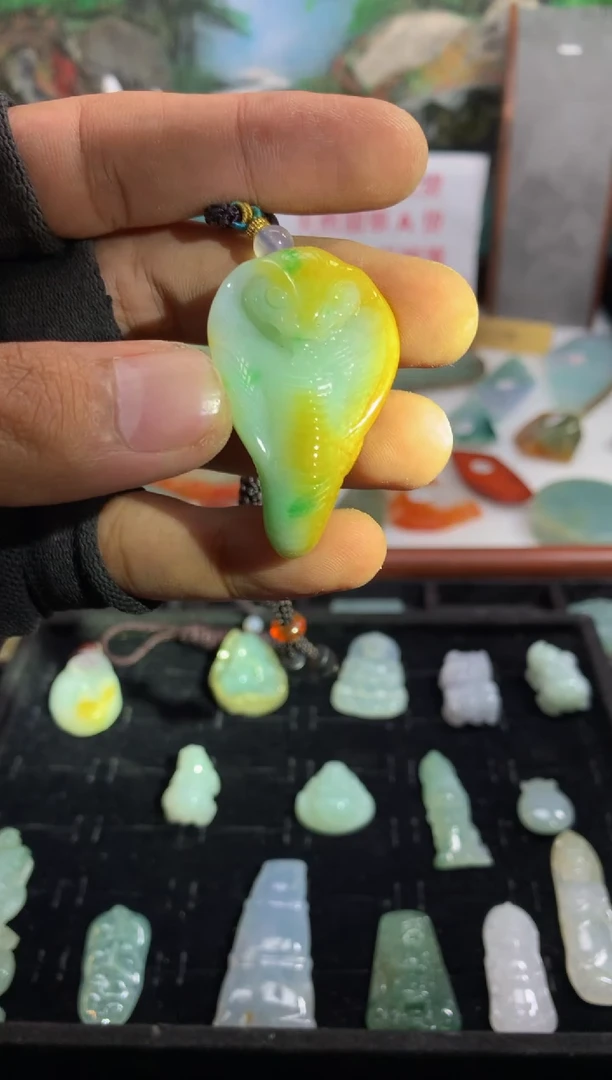 未镶嵌定制翡翠翡翠