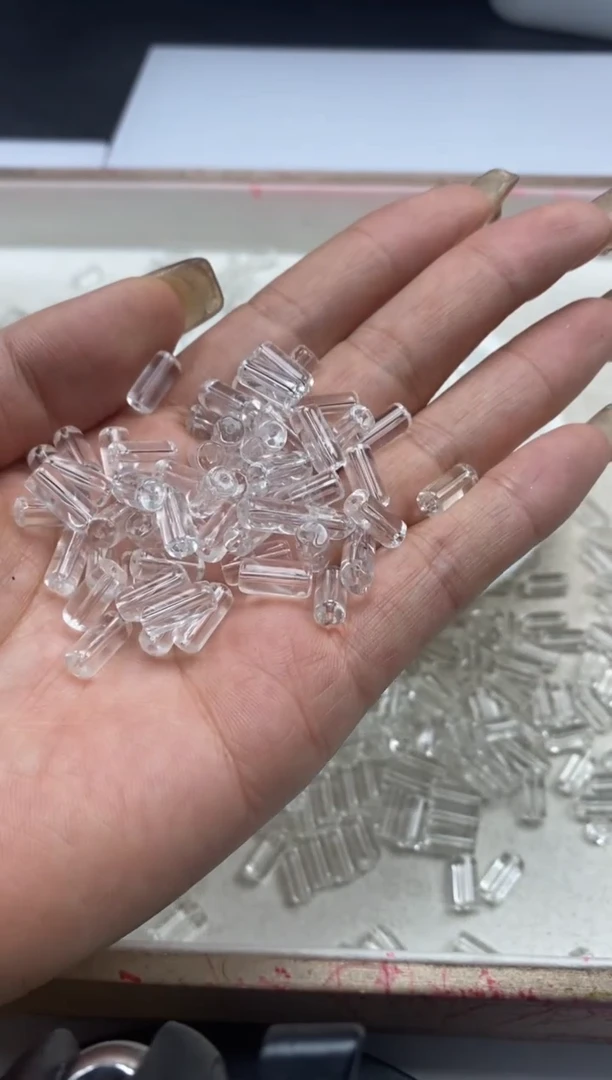 【闪购商品】水晶颈饰未镶嵌w2069白水晶管珠10*4mm*10颗