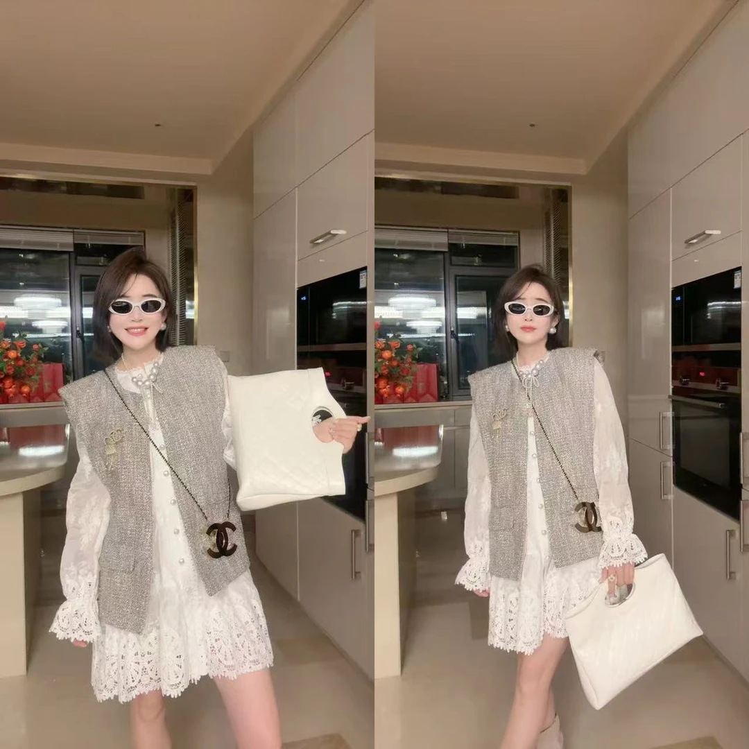 【女王马甲】小香风粗纺马甲8325005（小码衣长约66cm）不带胸针