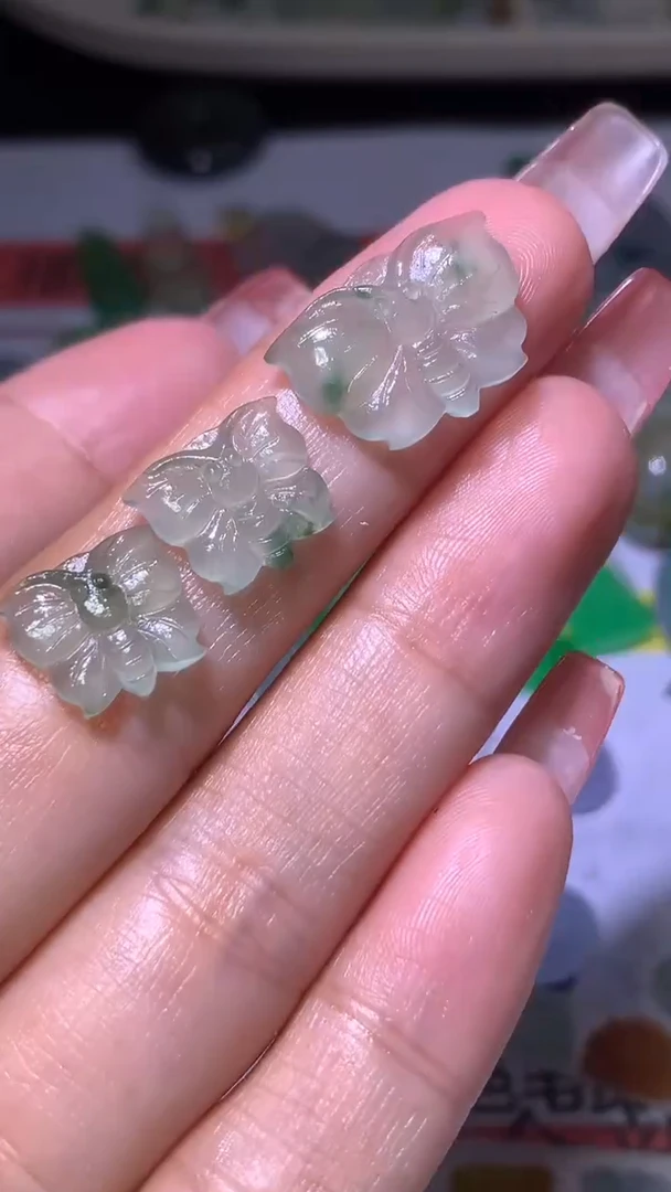 定制翡翠未镶嵌红*姐MXX030273