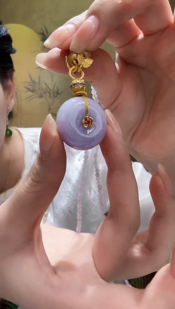 颈饰未镶嵌翡翠吊坠