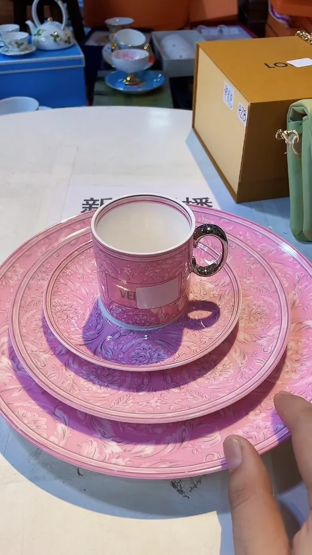 杯鸿辉家品牌瓷器，京东包邮！