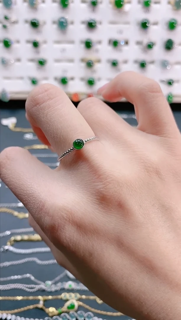【闪购商品】翡翠戒指银S925镶嵌天然翡翠