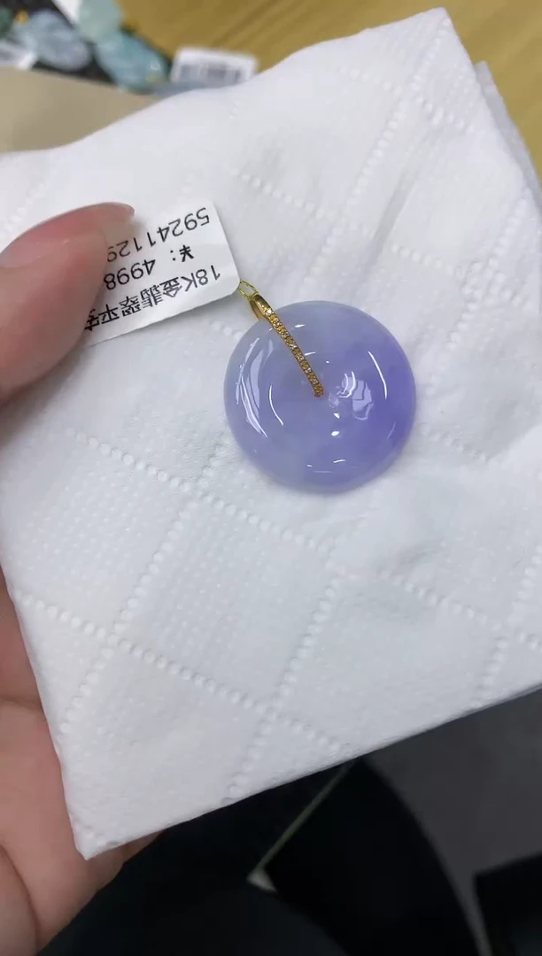 翡翠18K金镶嵌颈饰111111111