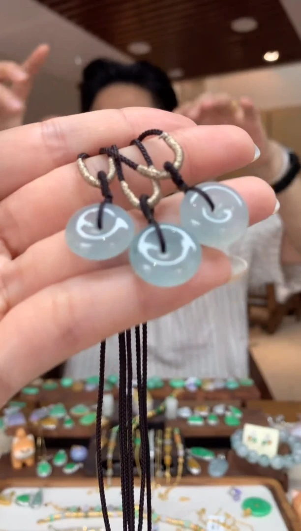 翡翠未镶嵌吊坠(不含链)平安扣 多样性发货1件