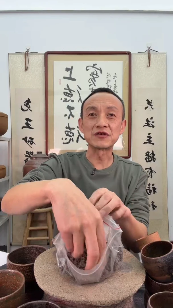 连翘黑茶杯半斤原生态