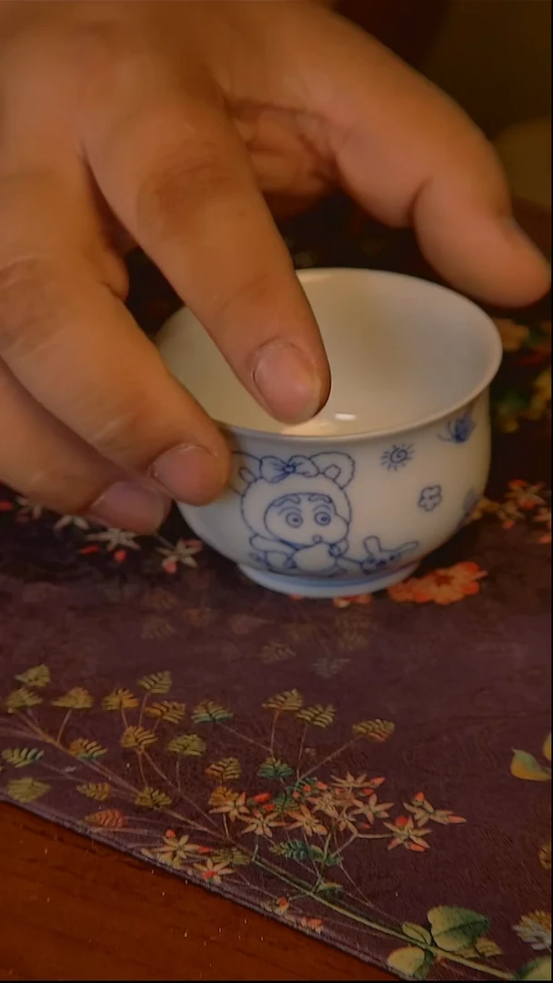 杯手工手绘杯杯很美丽