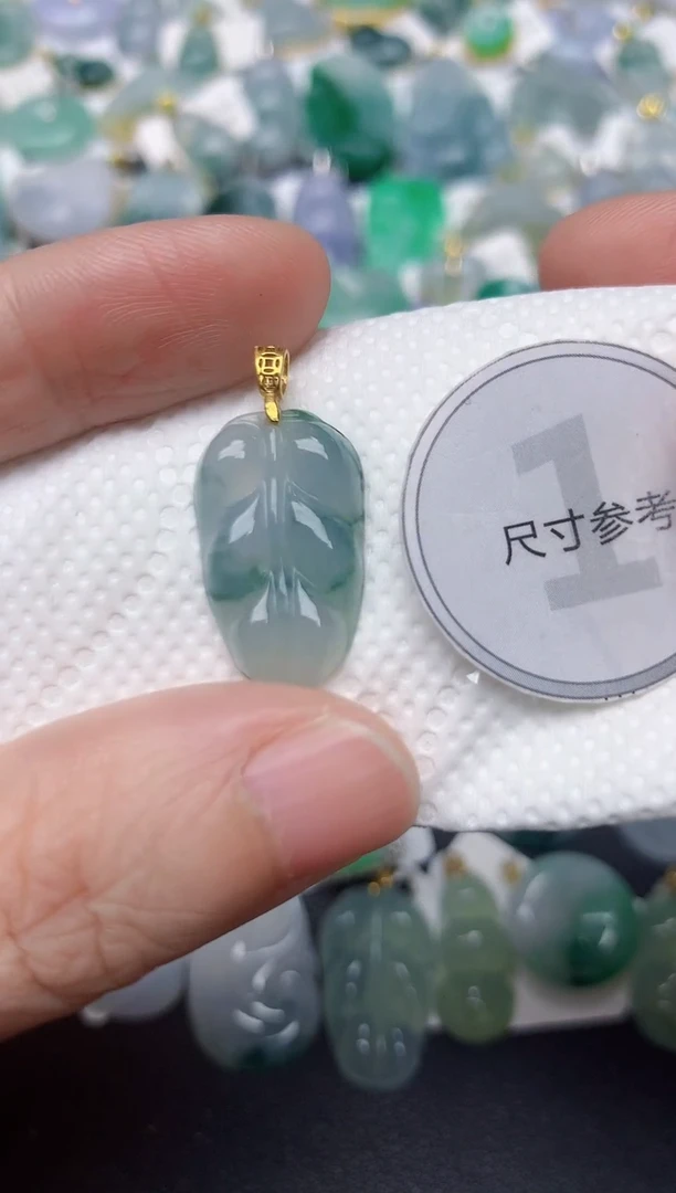 颈饰未镶嵌翡翠天然缅甸A货翡翠