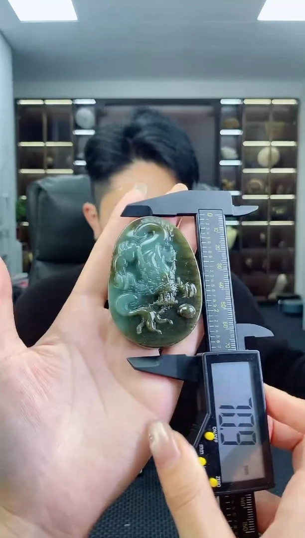 颈饰未镶嵌和田玉3