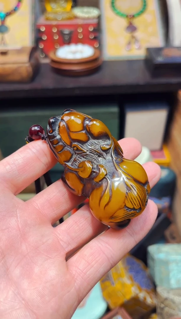 【闪购商品】蜜蜡裸石未镶嵌R瑞哥专属高端精品75