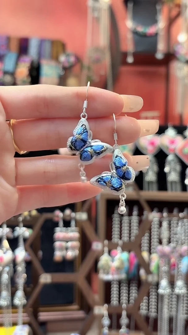 织绣 云织谣民族风精美饰品   126