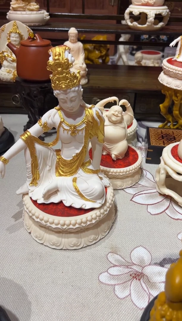 木20cm鎏金观自在+大莲花底座